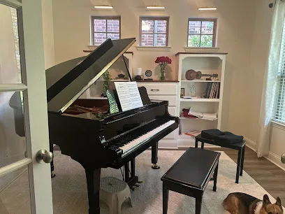 Modern Piano Moving