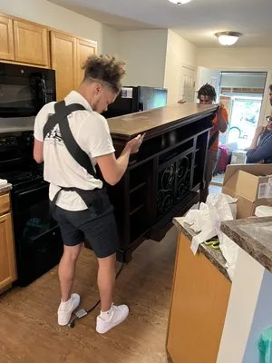Grateful Movers
