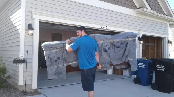 Sebastian Moving St Louis